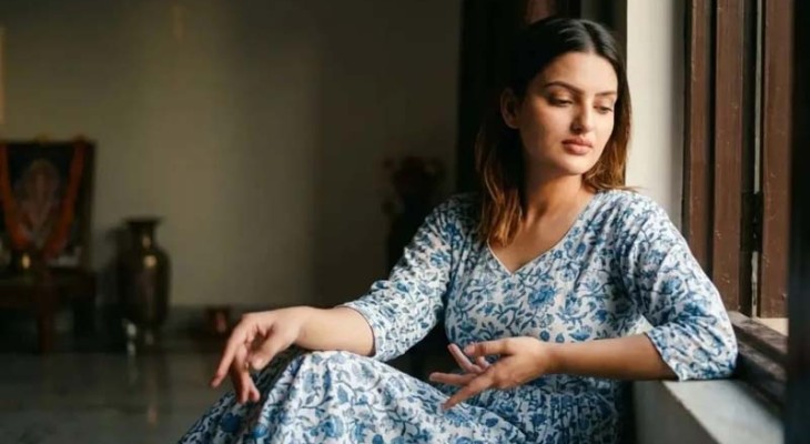 বাসায় মাথা ঘুরে পড়ে গেলেন অভিনেত্রী, হাসপাতালে মৃত ঘোষণা